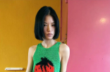 泫雅、Jennie对春天的期待，都在这些花俏毛衣上了！
